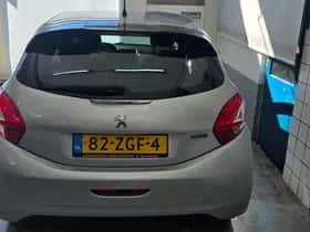 Peugeot 208 (2012) thumbnail 6
