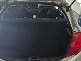Peugeot 208 (2012) thumbnail 7