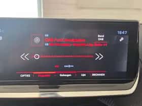 Peugeot 2008 (2021) thumbnail 14