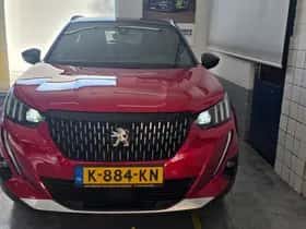 Peugeot 2008 (2021) thumbnail 3