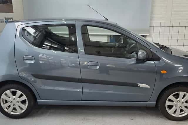Suzuki Alto (2010) thumbnail 2