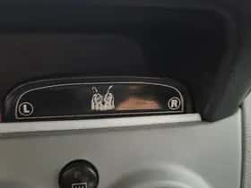 Suzuki Alto (2010) thumbnail 12