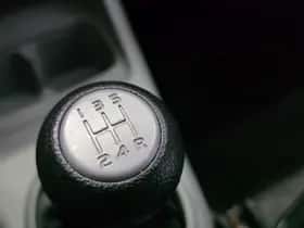 Suzuki Alto (2010) thumbnail 14