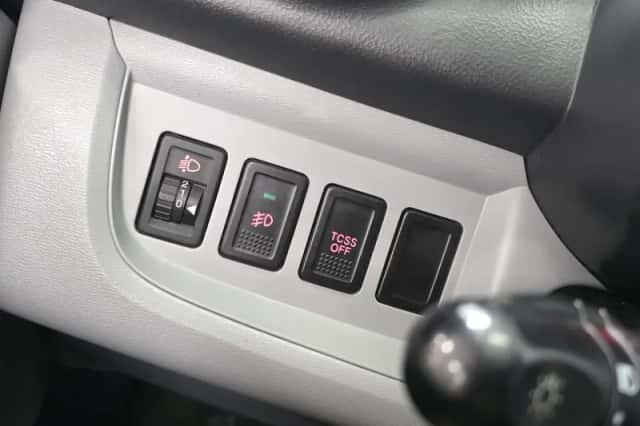 Suzuki Alto (2010) thumbnail 16