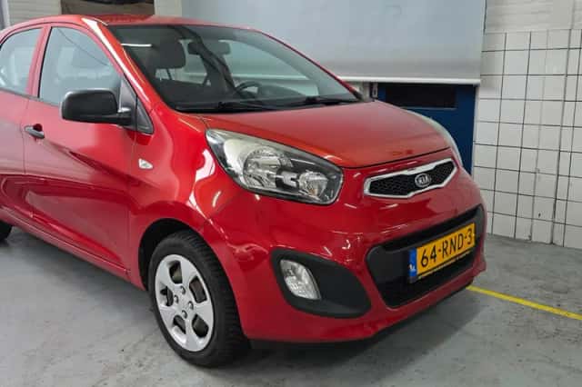 Kia Picanto (2011) thumbnail 1