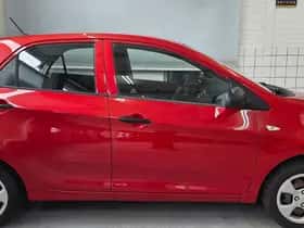 Kia Picanto (2011) thumbnail 2