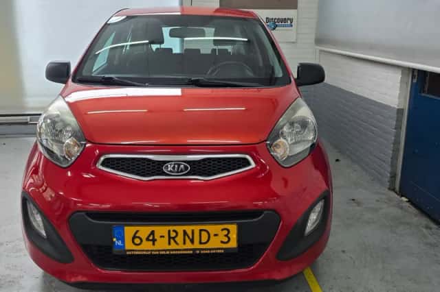Kia Picanto (2011) thumbnail 3