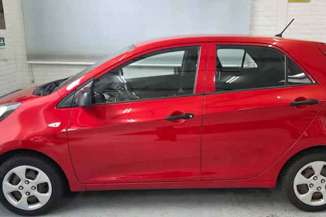 Kia Picanto (2011) thumbnail 5