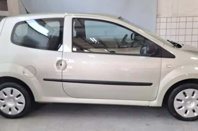 Renault Twingo (2008) thumbnail 2