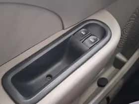 Renault Twingo (2008) thumbnail 13