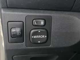 Toyota Yaris (2009) thumbnail 13