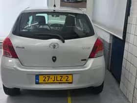 Toyota Yaris (2009) thumbnail 6