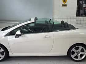 Peugeot 308 (2013) thumbnail 11