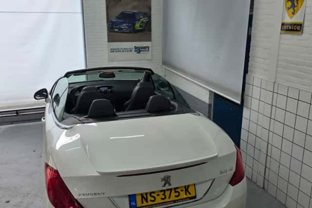 Peugeot 308 (2013) thumbnail 18
