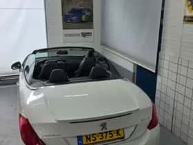 Peugeot 308 (2013) thumbnail 18