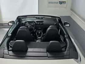 Peugeot 308 (2013) thumbnail 19