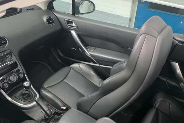 Peugeot 308 (2013) thumbnail 20
