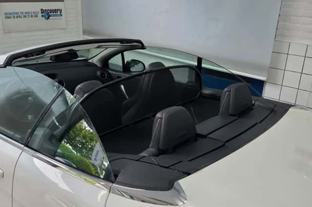 Peugeot 308 (2013) thumbnail 24