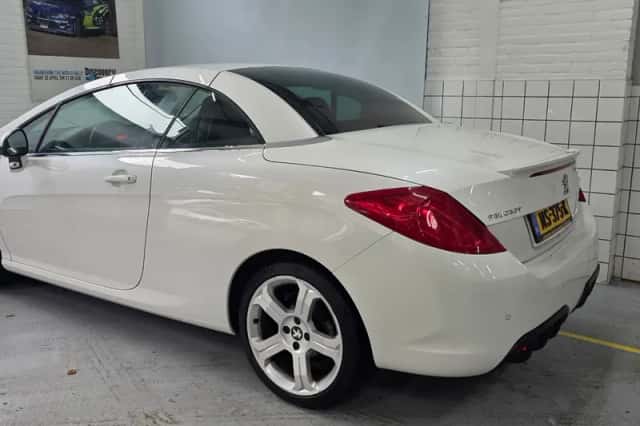 Peugeot 308 (2013) thumbnail 4