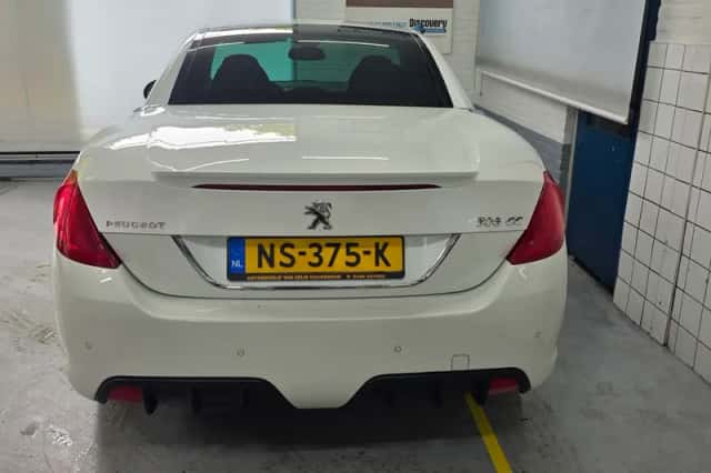 Peugeot 308 (2013) thumbnail 5