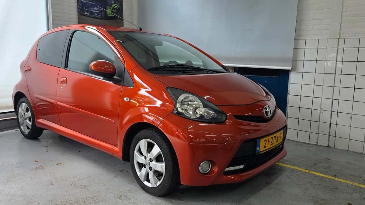 Toyota Aygo (2013) — foto 1