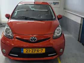 Toyota Aygo (2013) thumbnail 3