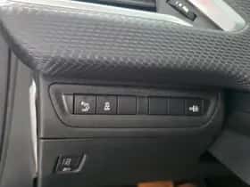 Peugeot 2008 (2014) thumbnail 15
