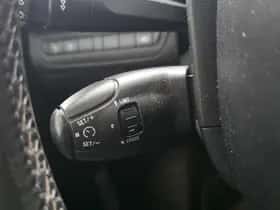 Peugeot 2008 (2014) thumbnail 16