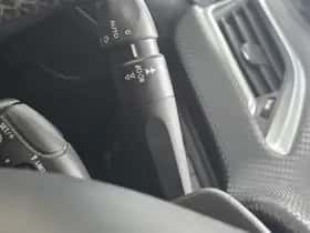 Peugeot 2008 (2014) thumbnail 17