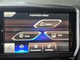 Peugeot 2008 (2014) thumbnail 10