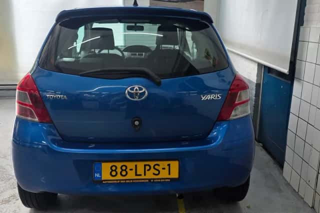 Toyota Yaris (2010) thumbnail 5