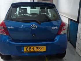 Toyota Yaris (2010) thumbnail 5