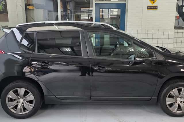 Peugeot 2008 (2016) thumbnail 2