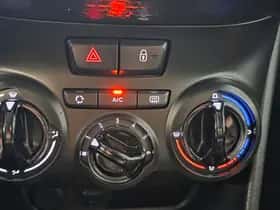 Peugeot 2008 (2016) thumbnail 13