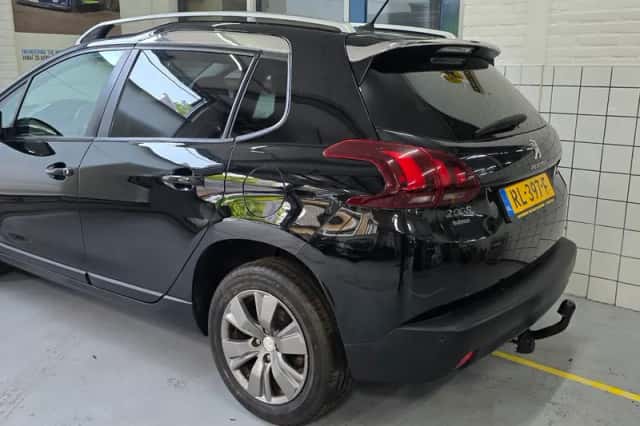 Peugeot 2008 (2016) thumbnail 4