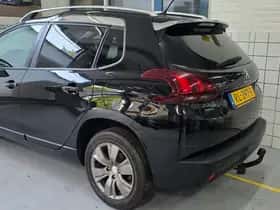 Peugeot 2008 (2016) thumbnail 4
