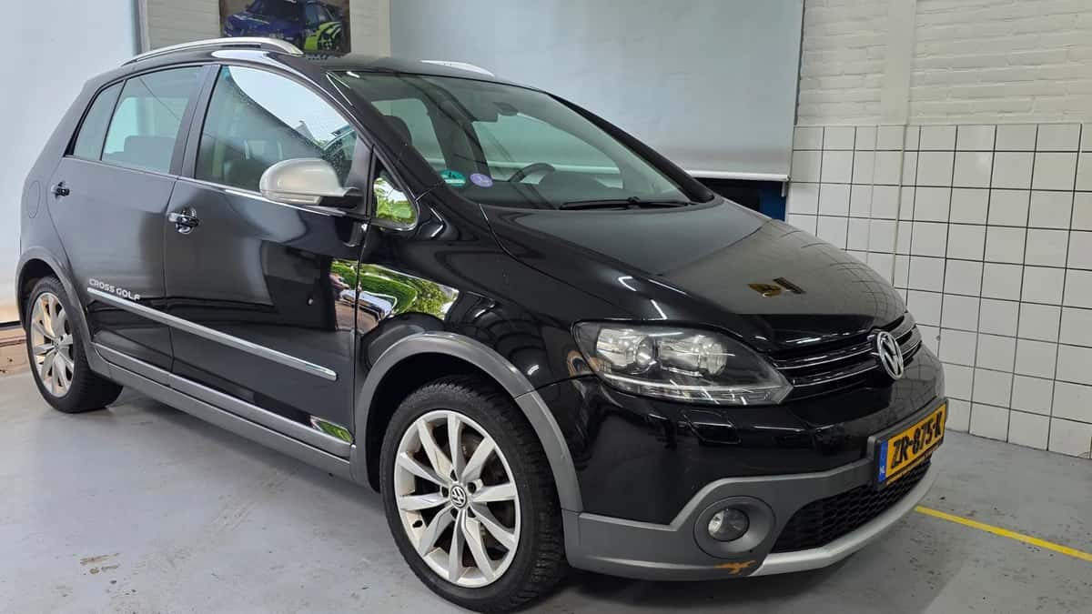 Volkswagen Golf (2011) — foto 1