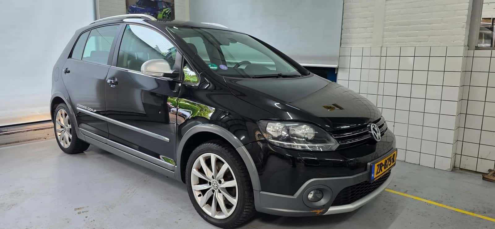 Volkswagen Golf (2011) — foto 1