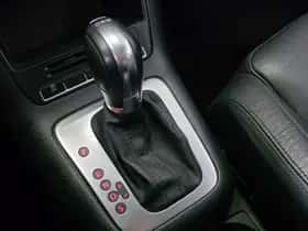 Volkswagen Golf (2011) thumbnail 12