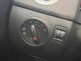Volkswagen Golf (2011) thumbnail 15