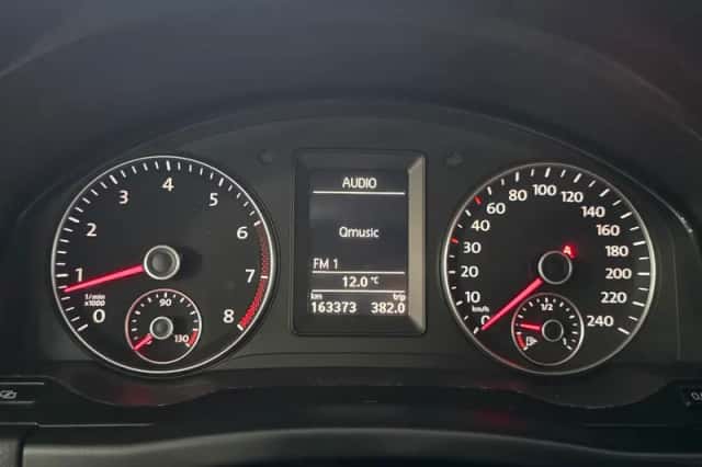 Volkswagen Golf (2011) thumbnail 10