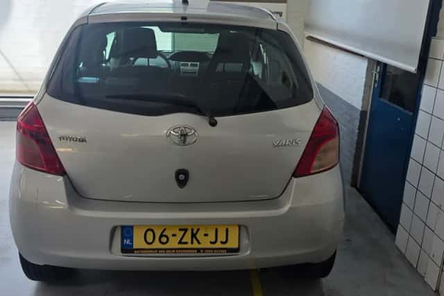 Toyota Yaris (2008) thumbnail 6