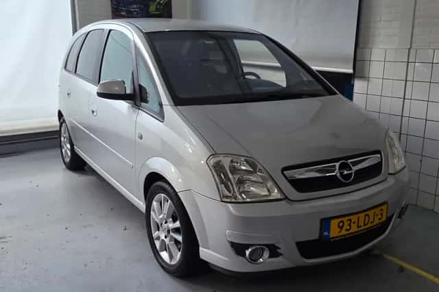 Opel Meriva (2010) thumbnail 1