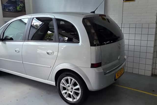 Opel Meriva (2010) thumbnail 4