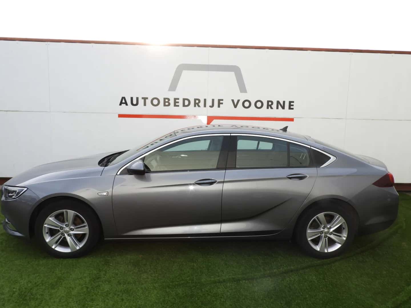 Opel Insignia (2019) — foto 1