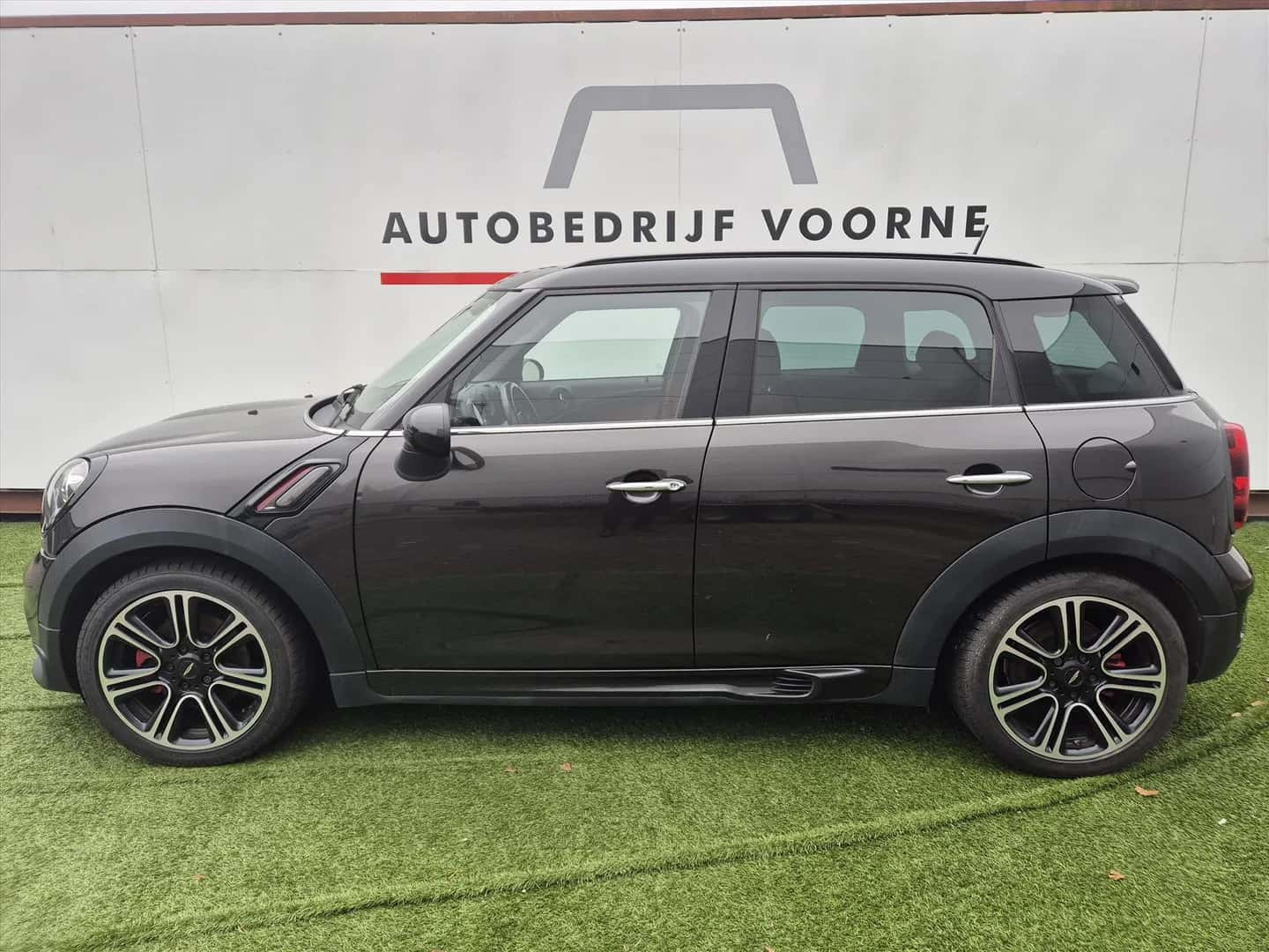 MINI Countryman (2016) — foto 1