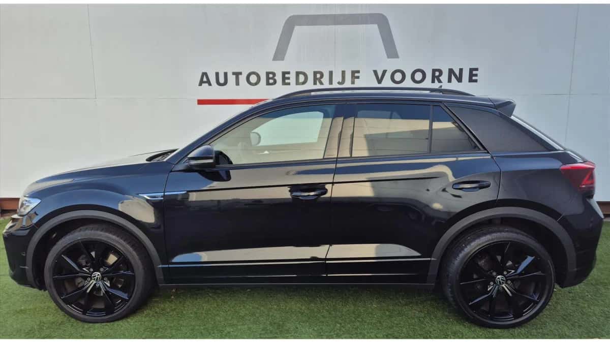 Volkswagen T-Roc (2022) — foto 1