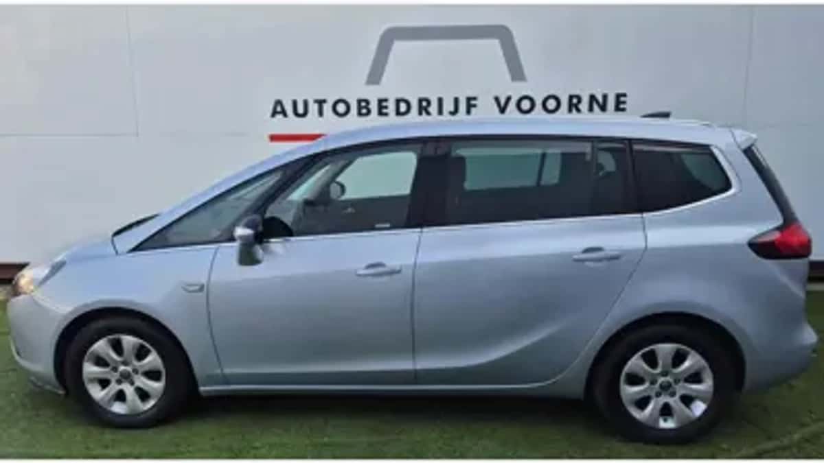 Opel Zafira (2016) — foto 1