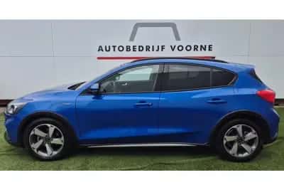 Ford Focus (2022) — foto 1