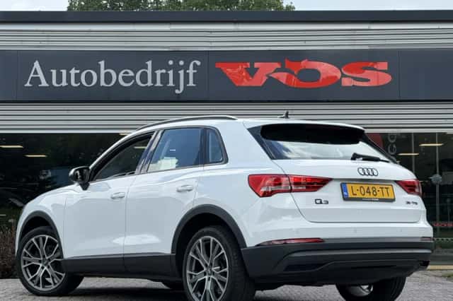 Audi Q3 (2019) thumbnail 6